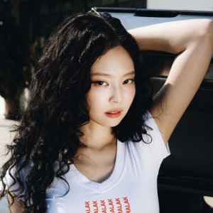제니 (JENNIE)